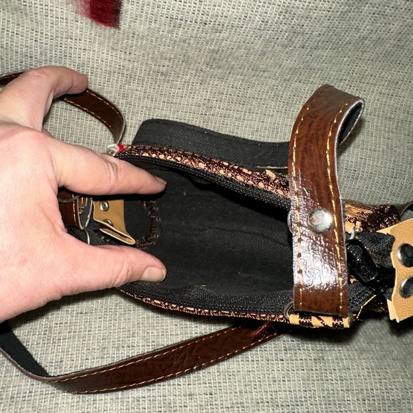 Hand Tooled Leather Crossbody Bag—With Ethnic Made Keychain added:)$4.99 ships! - Picture 7 of 10